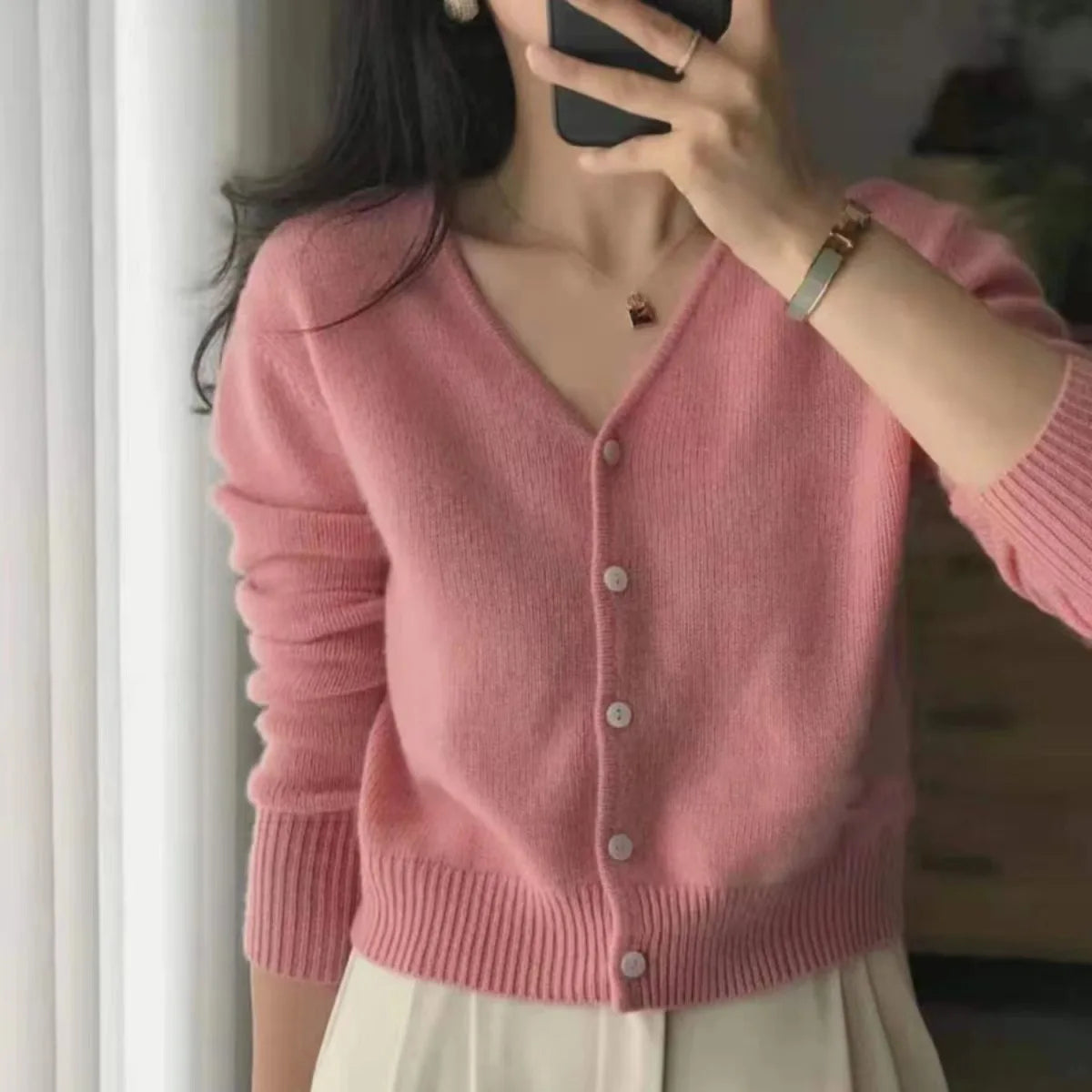 Hot Sale 100% Merino Wool Spring and Autumn New Women's V-neck Cardigan Slim Fashion Knitted Top Short Jacket Korean Version